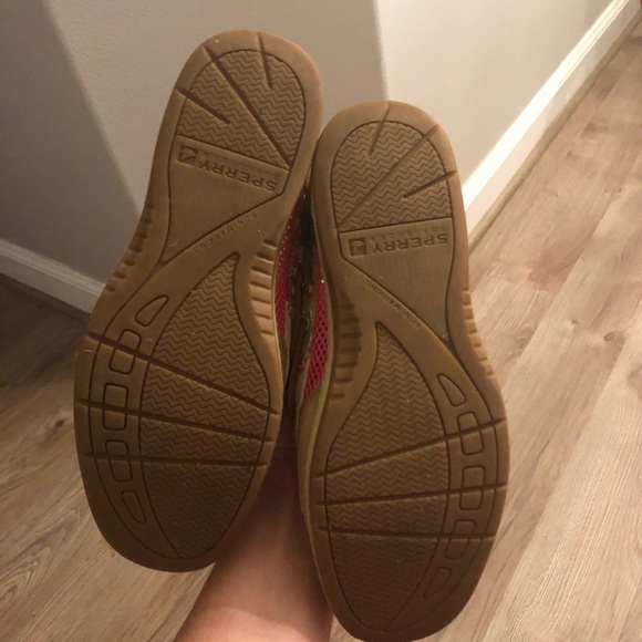 Sperry - Picture 2 of 2